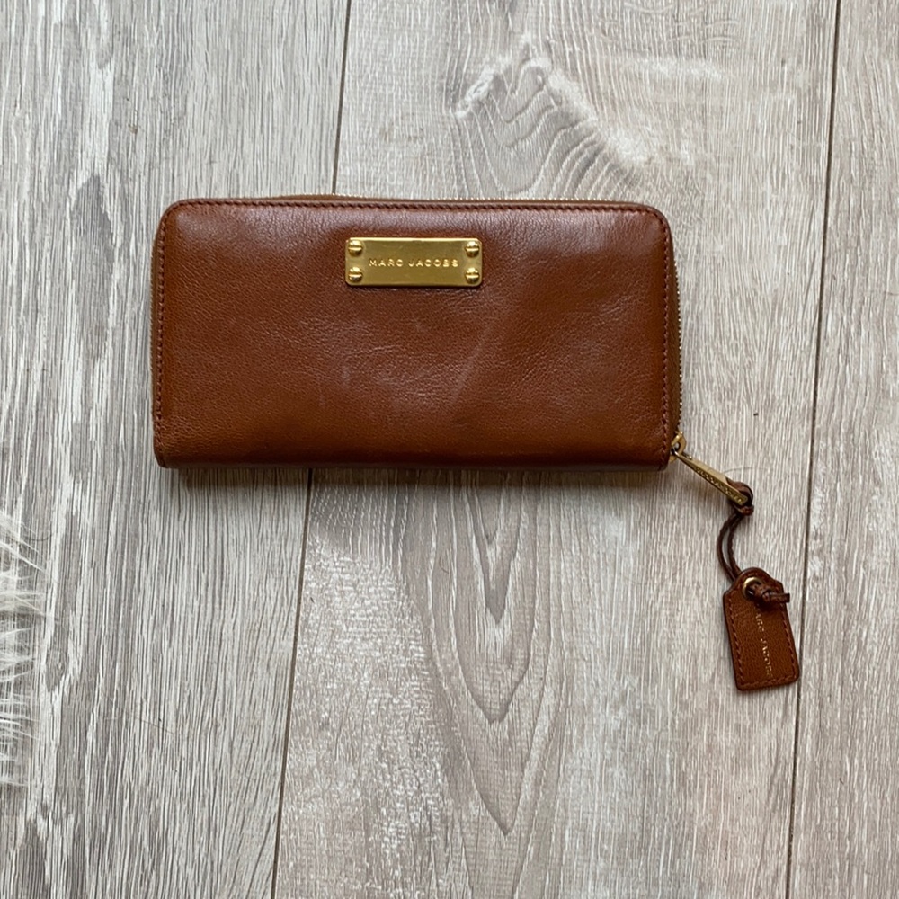 Marc jacobs wallet
